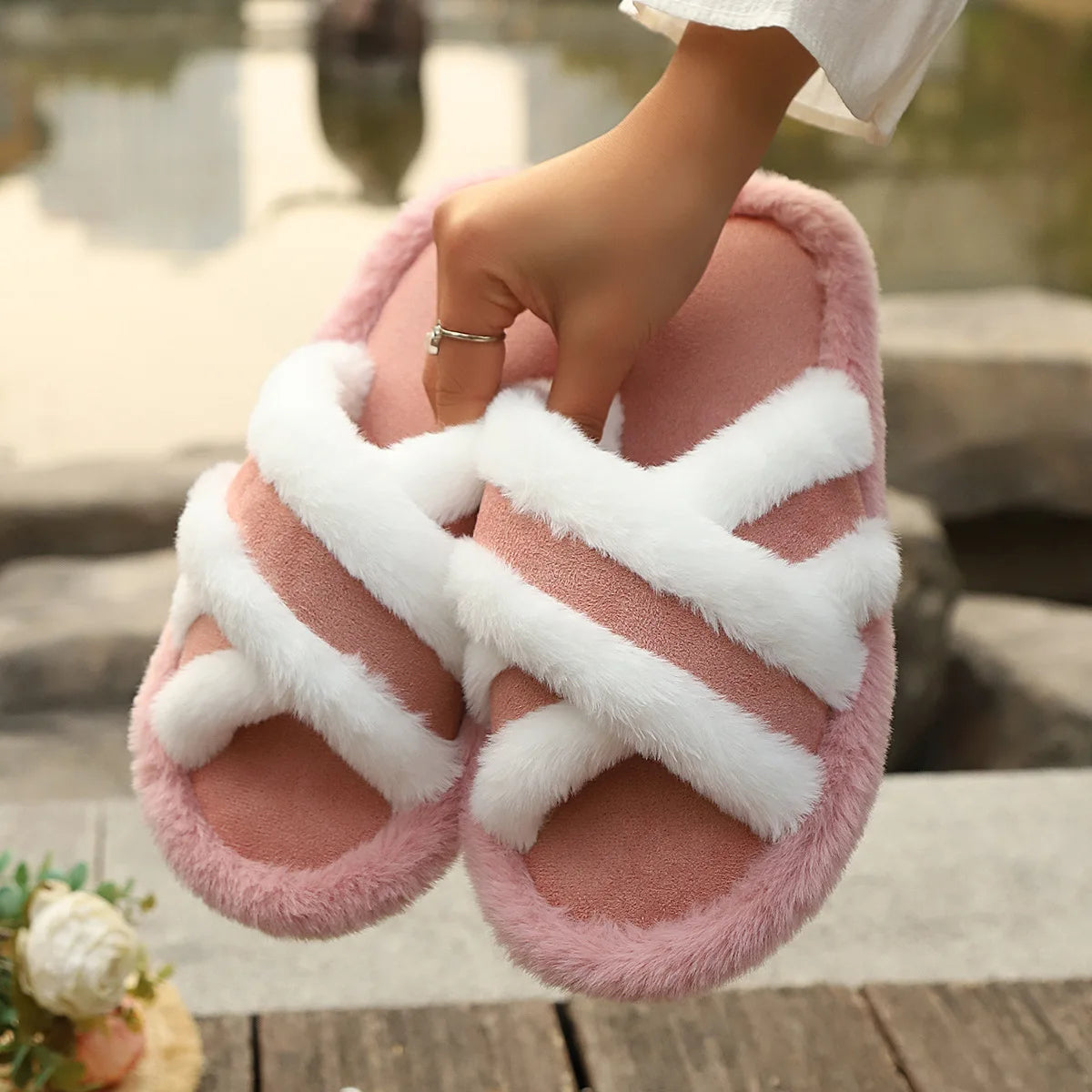 Pantofole Fluffy Furry Comfort™