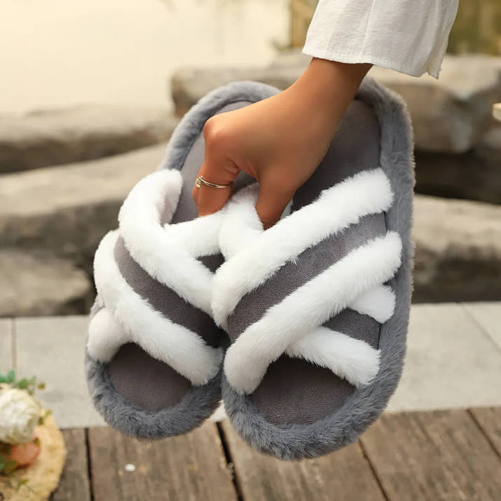 Pantofole Fluffy Furry Comfort™